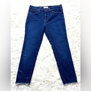 EUC Women’s Dark Blue Madewell Midrise Skinny Jeans size 30 crop jeans